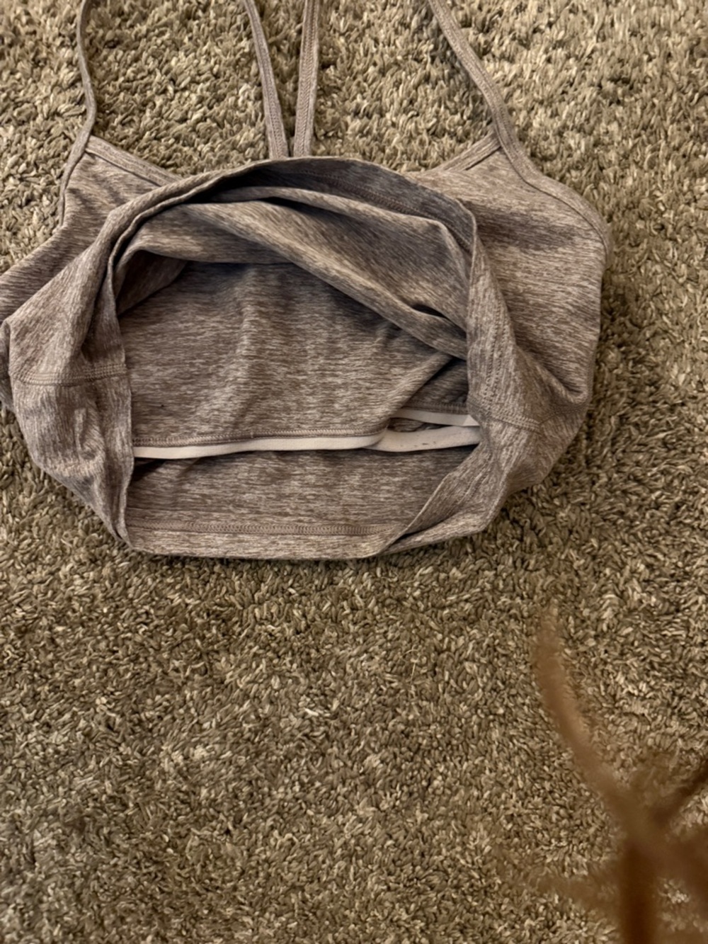 Arie sports tank top with built in bra. - Picture 2 of 3